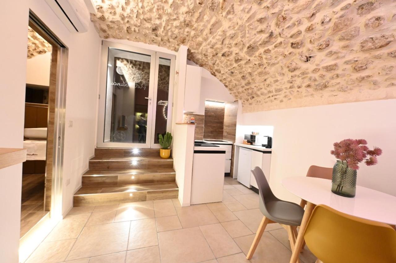 Pietrabianca San Lorenzo Apartment *